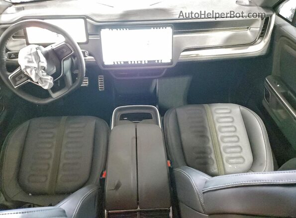 7PDSGABA5RN035836 2024 RIVIAN R1S Black წინა პანელის ხედი