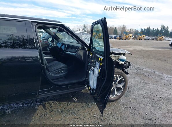 7PDSGABA9PN013254 2023 RIVIAN R1S Black Front interior view