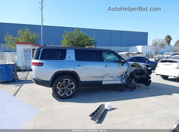7PDSGABL2PN020256 2023 RIVIAN R1S Синий Вид задней части салона