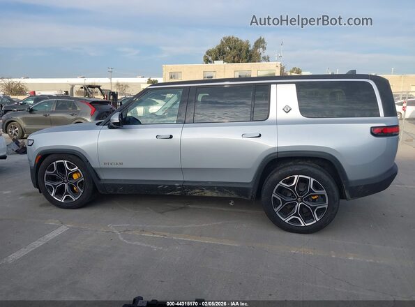 7PDSGABL2PN020256 2023 RIVIAN R1S Синий Панорамный вид салона 360°
