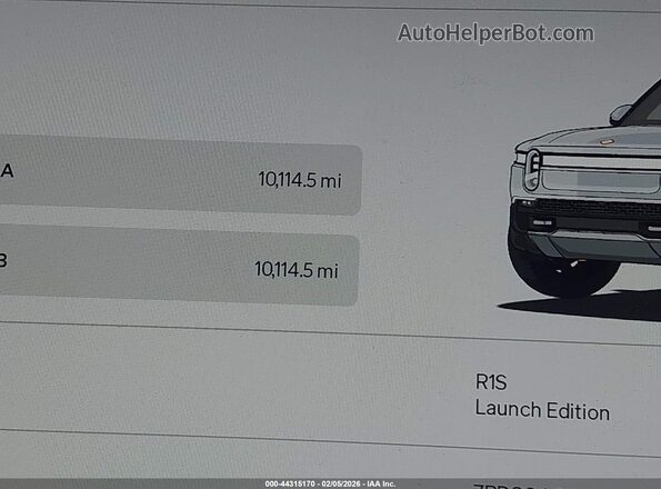 7PDSGABL2PN020256 2023 RIVIAN R1S Синий 