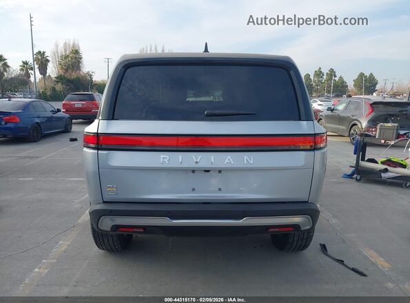 7PDSGABL2PN020256 2023 RIVIAN R1S Синий 