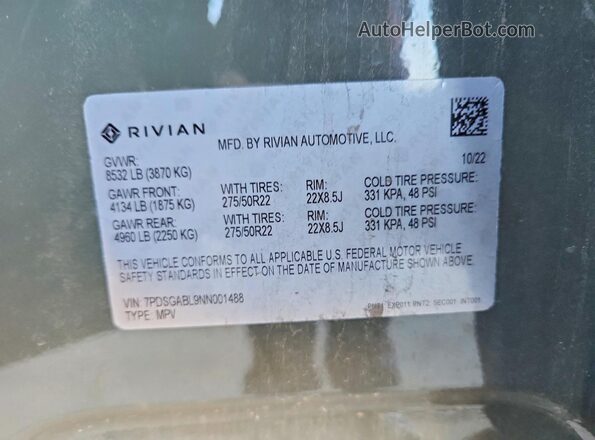 7PDSGABL9NN001488 2022 RIVIAN R1S Green Engine compartment view