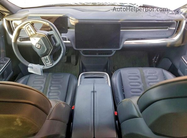 7PDSGBBA3SN066045 2025 RIVIAN R1S Gray Вид панелі приладів