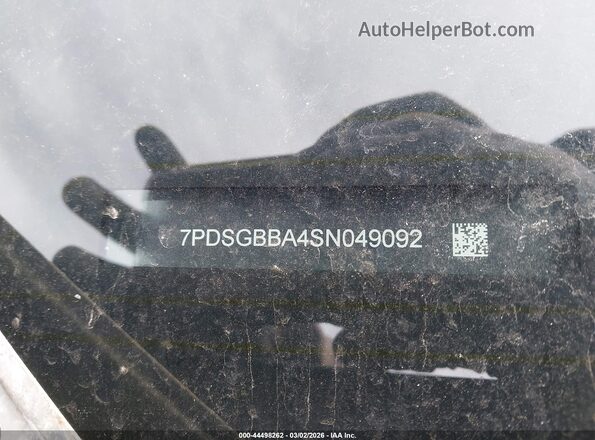 7PDSGBBA4SN049092 2025 RIVIAN R1S Black Вид підкапотного простору
