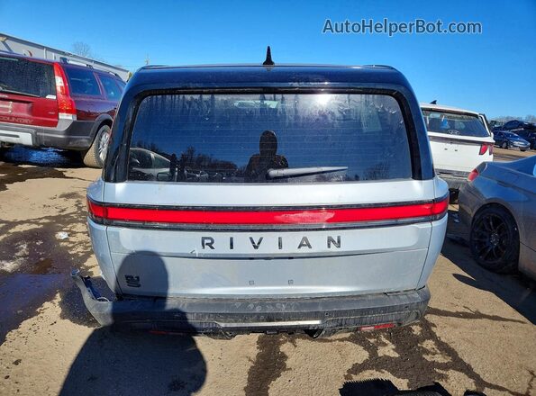 7PDSGCBA3TN084858 2026 RIVIAN R1S White Вид ззаду