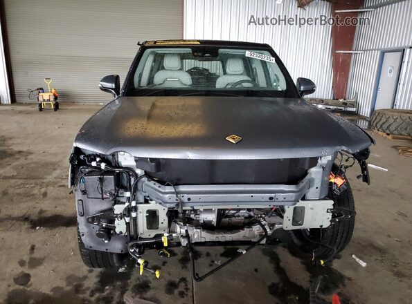 7PDSGCBA8TN079297 2026 RIVIAN R1S Gray Вид спереду