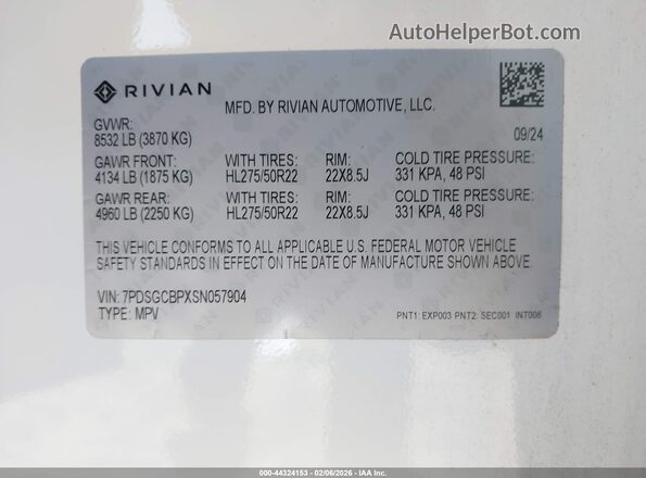 7PDSGCBPXSN057904 2025 RIVIAN R1S White ძრავის განყოფილების ხედი