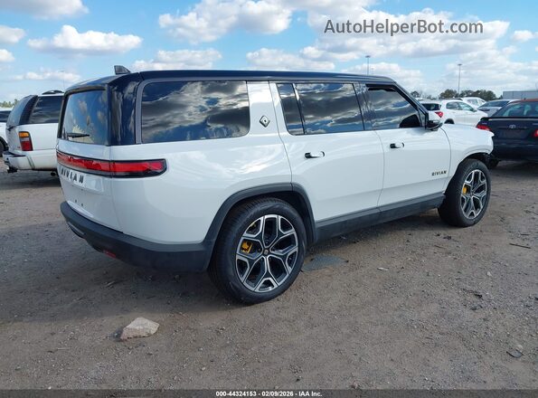 7PDSGCBPXSN057904 2025 RIVIAN R1S White უკანა მარჯვენა