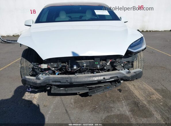 7SAXCBE50NF362668 2022 TESLA MODEL X White Front view
