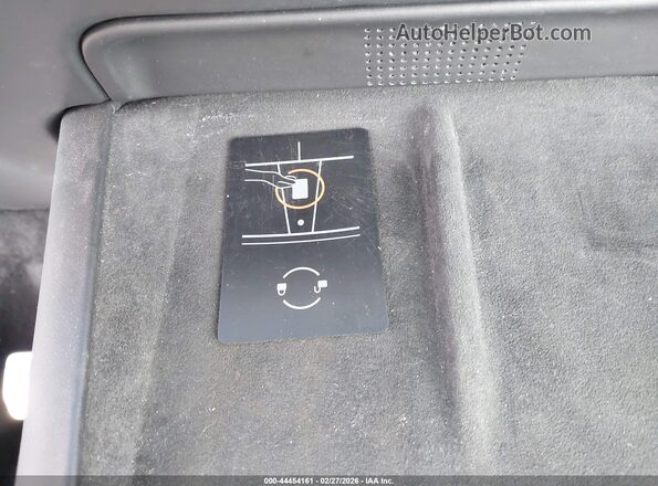 7SAXCBE50NF362668 2022 TESLA MODEL X White Dashboard view