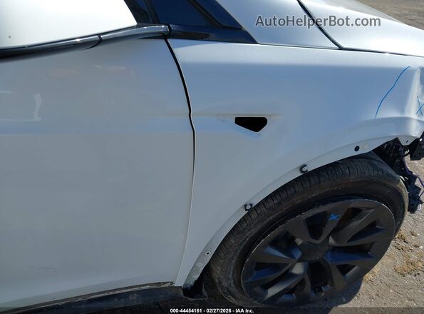 7SAXCBE50NF362668 2022 TESLA MODEL X White 