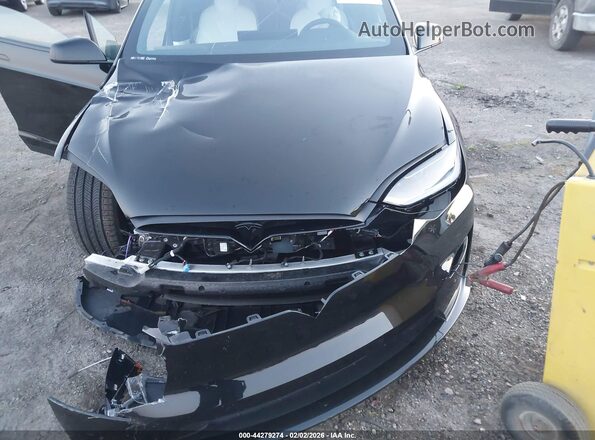 7SAXCBE50TF475114 2026 TESLA MODEL X Black უკანა ხედი