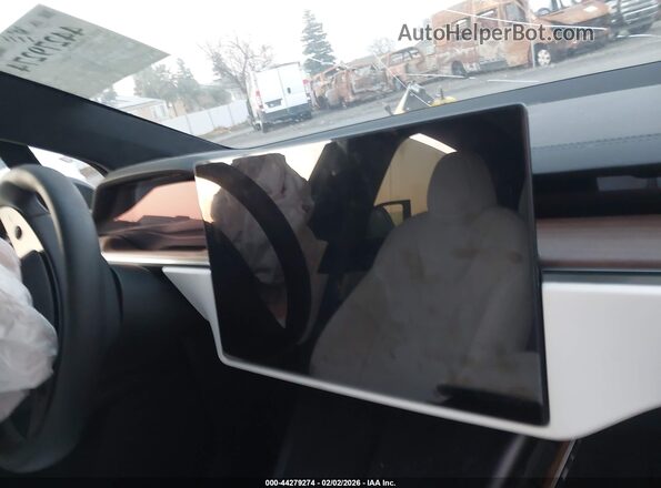 7SAXCBE50TF475114 2026 TESLA MODEL X Black უკანა სავარძლების ხედი