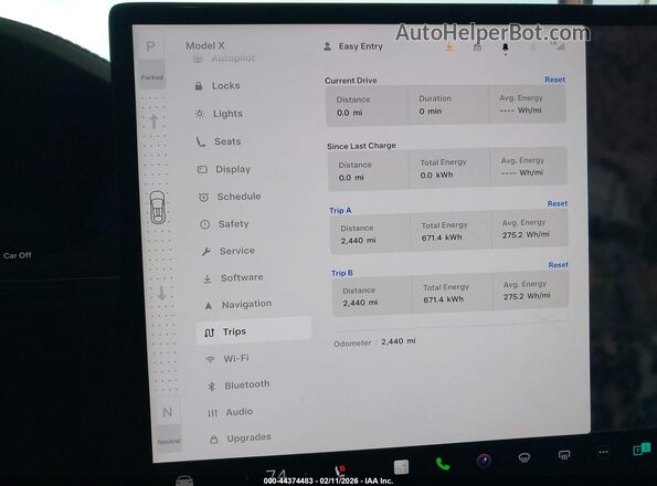 7SAXCBE51TF477681 2026 TESLA MODEL X White Vista de los asientos traseros