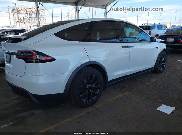 7SAXCBE52RF441278 2024 TESLA MODEL X White Հետևի աջ