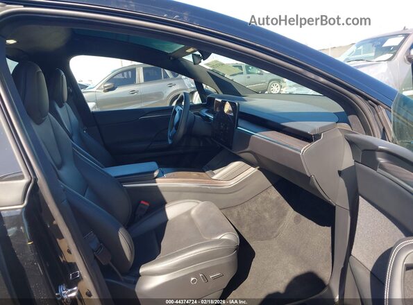 7SAXCBE59RF436689 2024 TESLA MODEL X Black Սալոնի դիմացի տեսք