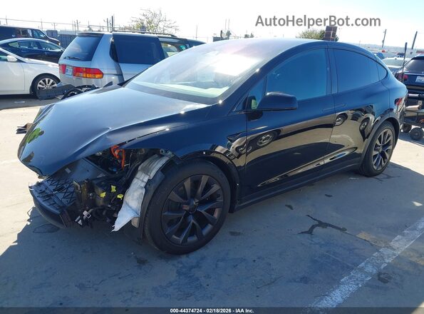 7SAXCBE59RF436689 2024 TESLA MODEL X Black Առջևի ձախ երեք քառորդ տեսարան