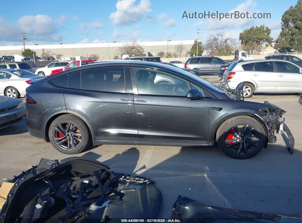 7SAXCBE63TF477867 2026 TESLA MODEL X Gray Widok wnętrza z tyłu