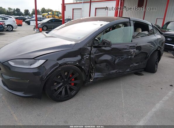 7SAXCBE64SF470991 2025 TESLA MODEL X Серый Вид спереди