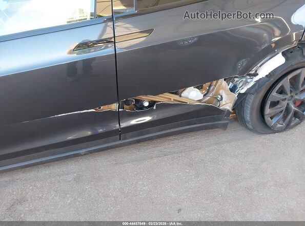7SAXCBE66RF446993 2024 TESLA MODEL X Gray 