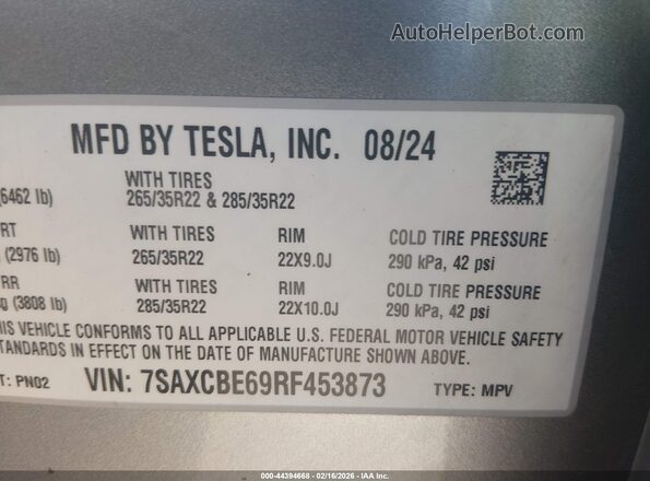 7SAXCBE69RF453873 2024 TESLA MODEL X Silver Engine compartment view