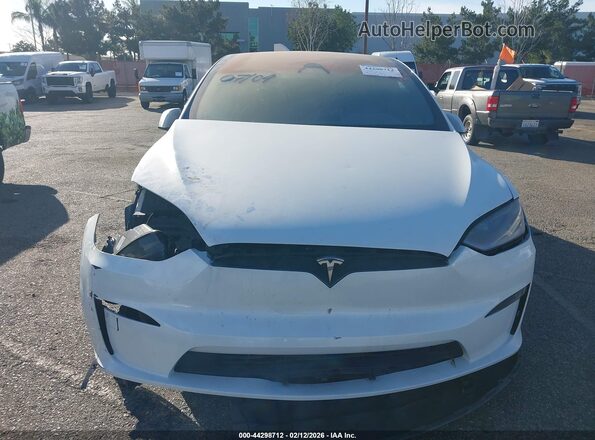 7SAXCDE56RF435060 2024 TESLA MODEL X White Vista del cuadro de instrumentos
