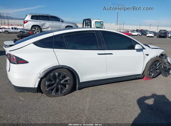 7SAXCDE56RF435060 2024 TESLA MODEL X White Vista interior trasera