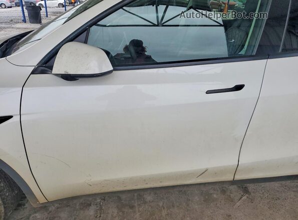 7SAYGAEE0NF307379 2022 TESLA MODEL White Vista interior delantera