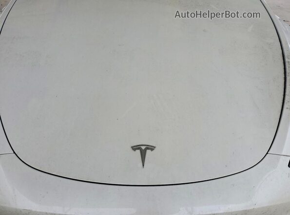 7SAYGAEE0NF307379 2022 TESLA MODEL White Vista interior trasera