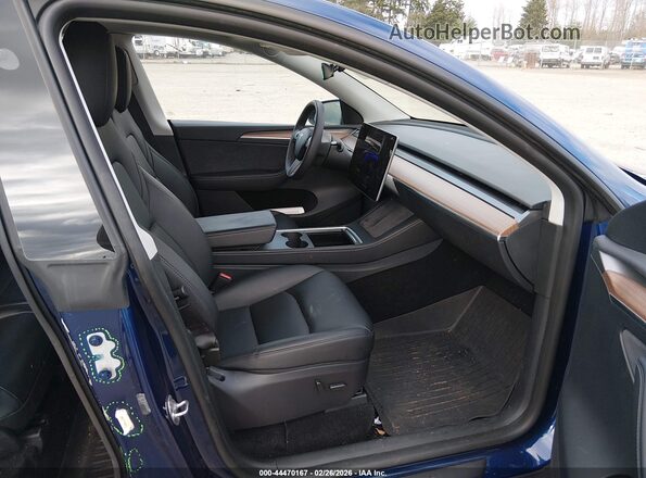 7SAYGAEE1SF240173 2025 TESLA MODEL Y Blue Vista interior delantera
