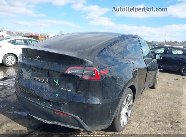 7SAYGAEE4PF829385 2023 TESLA MODEL Y Black Rear right