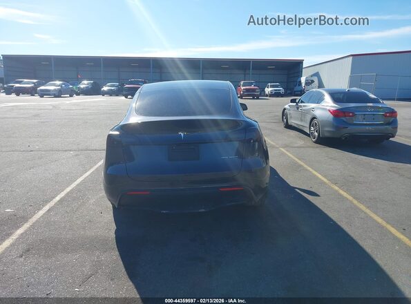 7SAYGAEE4RF029320 2024 TESLA MODEL Y Gray 