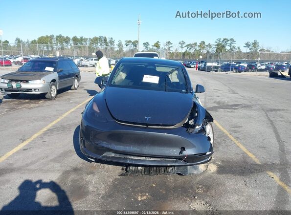 7SAYGAEE4RF029320 2024 TESLA MODEL Y Gray Instrument cluster view