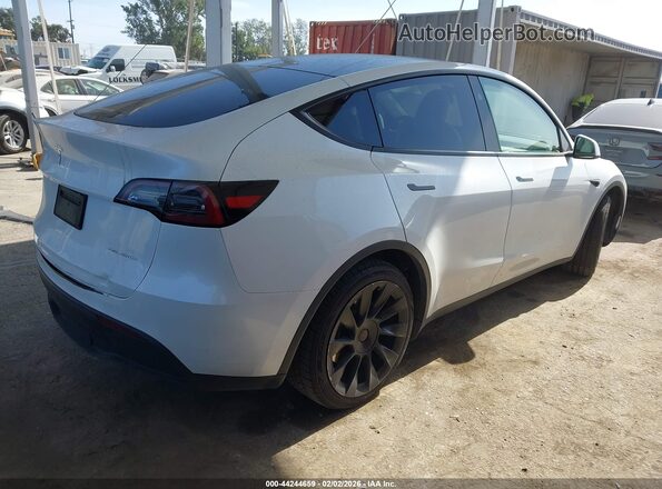 7SAYGAEEXPF800652 2023 TESLA MODEL Y White Tył prawy