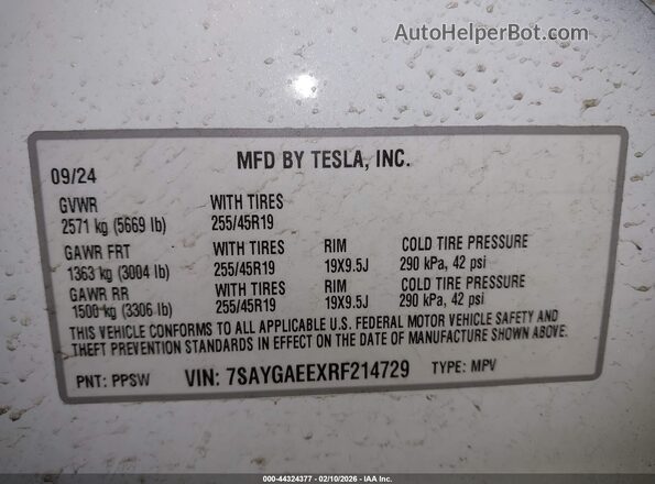 7SAYGAEEXRF214729 2024 TESLA MODEL Y White 
