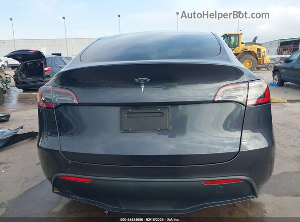 7SAYGDED0SA353733 2025 TESLA MODEL Y Серый 