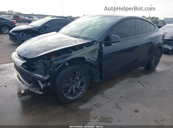 7SAYGDED0SA353733 2025 TESLA MODEL Y Серый Передняя левая четверть