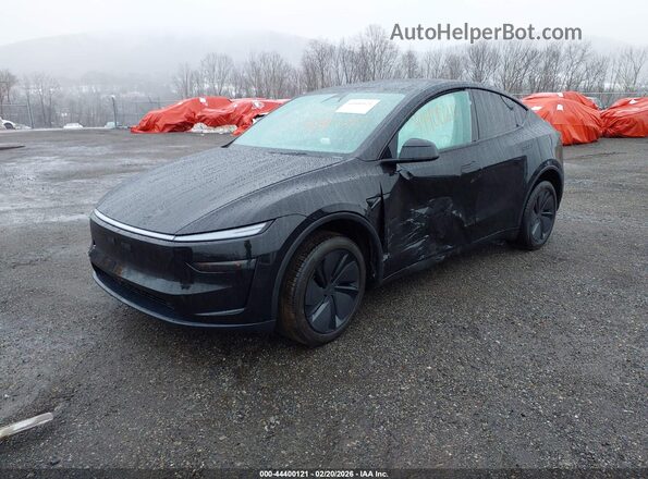 7SAYGDED0TA437309 2026 TESLA MODEL Y Black Առջևի ձախ երեք քառորդ տեսարան
