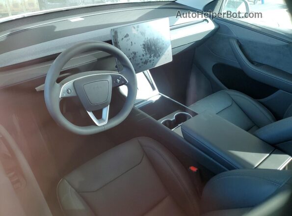 7SAYGDED1TA439957 2026 TESLA MODEL Silver წინა პანელის ხედი