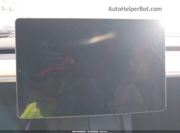7SAYGDED5RA326621 2024 TESLA MODEL Y White 