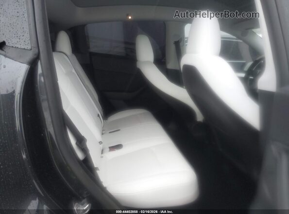 7SAYGDED5SF221182 2025 TESLA MODEL Y Gray VIN კოდის სტიკერის ხედი