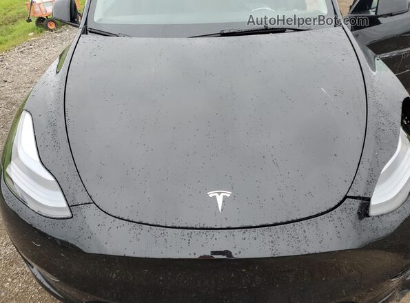 7SAYGDED8SF247954 2025 TESLA MODEL Black Vista del compartimento del motor