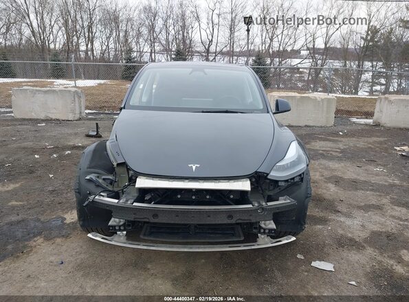 7SAYGDED9SA370501 2025 TESLA MODEL Y Черный 