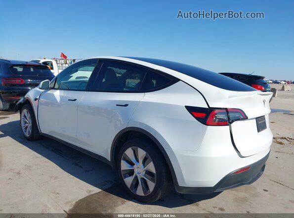7SAYGDEE0PA090711 2023 TESLA MODEL Y White Հետևի ձախ