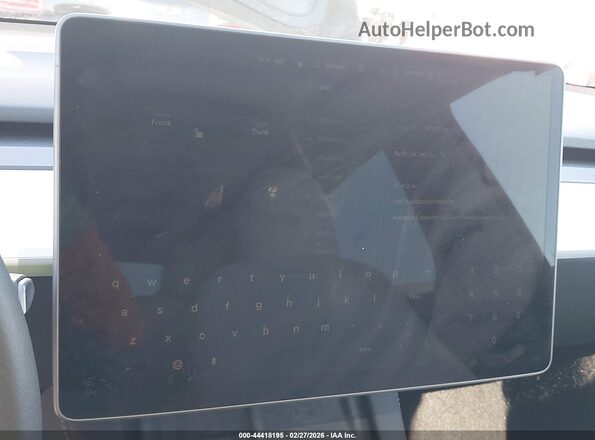 7SAYGDEE0PA090711 2023 TESLA MODEL Y White Հետևի նստատեղերի տեսք