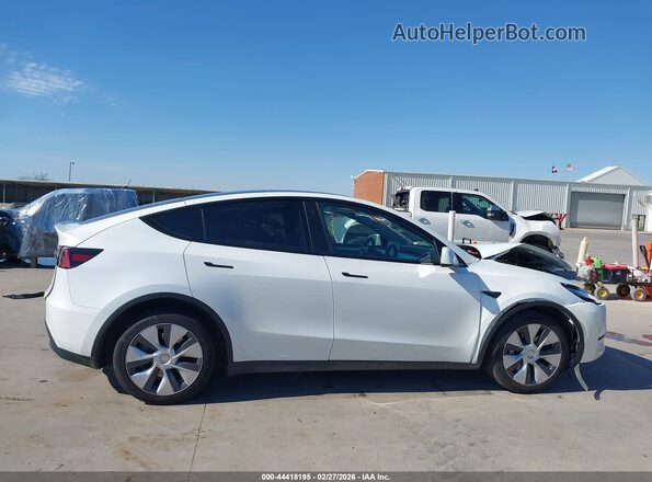 7SAYGDEE0PA090711 2023 TESLA MODEL Y White Սալոնի 360 աստիճան տեսք