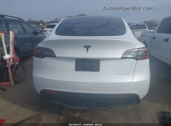 7SAYGDEE0SA348668 2025 TESLA MODEL Y White 