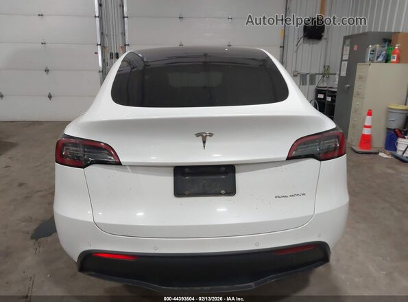 7SAYGDEE1NF357371 2022 TESLA MODEL Y White 
