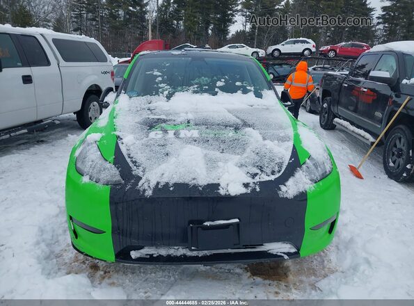 7SAYGDEE1PF609994 2023 TESLA MODEL Y Green ხელსაწყოთა პანელის ხედი